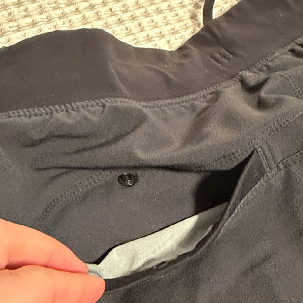 lululemon athletica Black Men's Lightweight Joggers - Picture 5 of 6